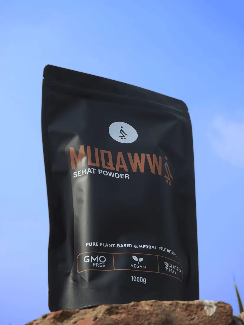 Muqawwi pouch against an open blue sky